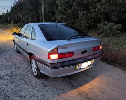 Сірий Ауді А6, об'ємом двигуна 2 л та пробігом 320 тис. км за 2399 $, фото 4 на Automoto.ua