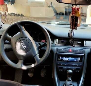 Серый Ауди А6, объемом двигателя 1.8 л и пробегом 360 тыс. км за 4200 $, фото 8 на Automoto.ua