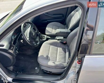 Ауді А6 1999 у Рівному на Automoto.ua Сірий Ауді А6, об'ємом двигуна 1.9 л та пробігом 305 тис. км за 2300 $, фото 12 на Automoto.ua