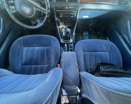 Ауді А6 1999 у Тернополі на Automoto.ua Сірий Ауді А6, об'ємом двигуна 2.4 л та пробігом 403 тис. км за 3999 $, фото 9 на Automoto.ua