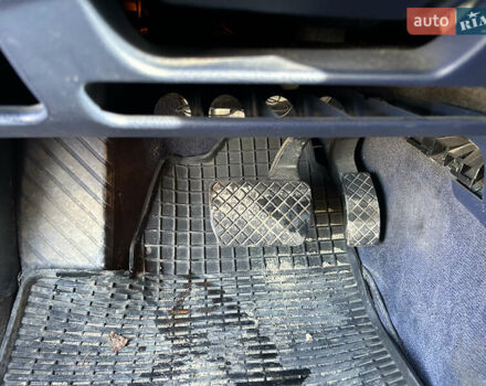 Серый Ауди А6, объемом двигателя 2.39 л и пробегом 275 тыс. км за 4900 $, фото 24 на Automoto.ua