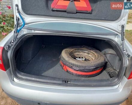 Серый Ауди А6, объемом двигателя 1.78 л и пробегом 400 тыс. км за 3600 $, фото 5 на Automoto.ua