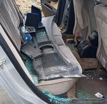 Серый Ауди А6, объемом двигателя 2.8 л и пробегом 380 тыс. км за 1500 $, фото 7 на Automoto.ua