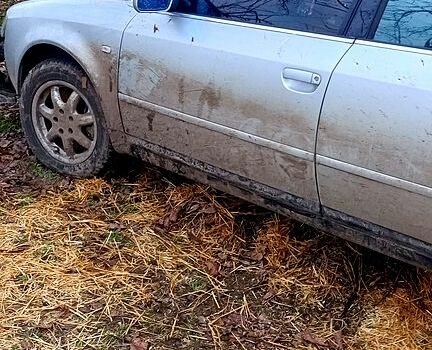 Сірий Ауді А6, об'ємом двигуна 2.8 л та пробігом 380 тис. км за 1500 $, фото 3 на Automoto.ua