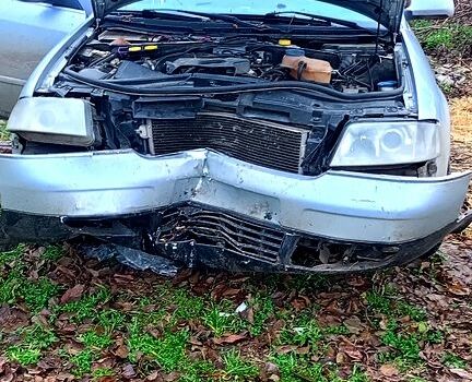 Сірий Ауді А6, об'ємом двигуна 2.8 л та пробігом 380 тис. км за 1500 $, фото 2 на Automoto.ua