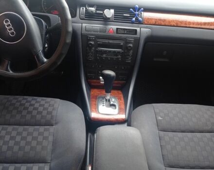 Серый Ауди А6, объемом двигателя 2 л и пробегом 300 тыс. км за 1700 $, фото 3 на Automoto.ua