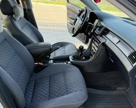 Сірий Ауді А6, об'ємом двигуна 2.5 л та пробігом 368 тис. км за 4600 $, фото 5 на Automoto.ua
