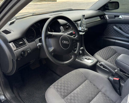 Ауди А6 2002 в Киеве на Automoto.ua Серый Ауди А6, объемом двигателя 2.4 л и пробегом 300 тыс. км за 5699 $, фото 12 на Automoto.ua