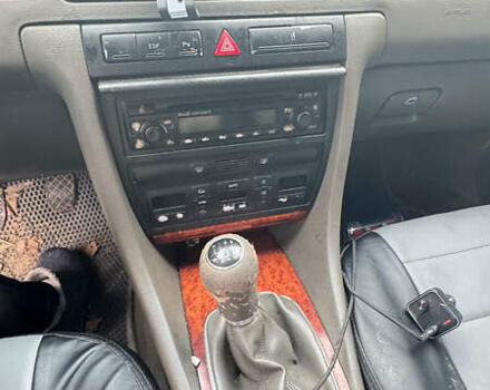 Сірий Ауді А6, об'ємом двигуна 2.5 л та пробігом 343 тис. км за 2999 $, фото 12 на Automoto.ua