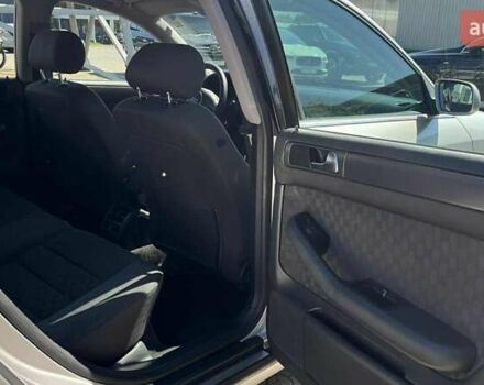 Ауди А6 2002 в Черновцах на Automoto.ua Серый Ауди А6, объемом двигателя 2.5 л и пробегом 239 тыс. км за 5300 $, фото 3 на Automoto.ua