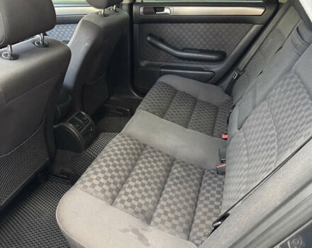 Сірий Ауді А6, об'ємом двигуна 2.4 л та пробігом 300 тис. км за 5499 $, фото 14 на Automoto.ua