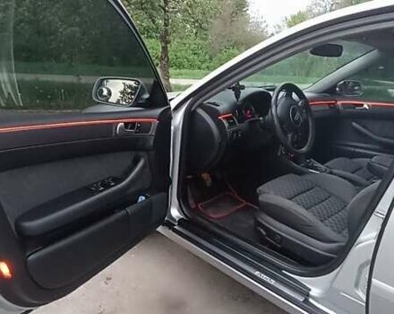 Серый Ауди А6, объемом двигателя 2.5 л и пробегом 357 тыс. км за 5599 $, фото 9 на Automoto.ua