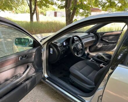 Сірий Ауді А6, об'ємом двигуна 1.9 л та пробігом 202 тис. км за 2500 $, фото 5 на Automoto.ua