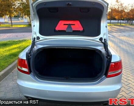 Сірий Ауді А6, об'ємом двигуна 2.4 л та пробігом 285 тис. км за 6300 $, фото 2 на Automoto.ua