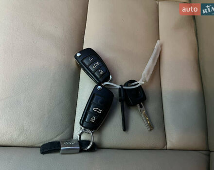 Ауді А6 2004 у Києві на Automoto.ua Сірий Ауді А6, об'ємом двигуна 3 л та пробігом 229 тис. км за 6399 $, фото 33 на Automoto.ua