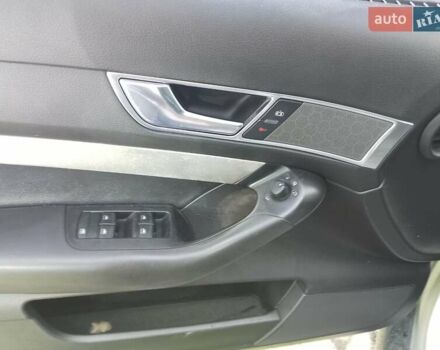 Серый Ауди А6, объемом двигателя 2.4 л и пробегом 301 тыс. км за 6100 $, фото 2 на Automoto.ua