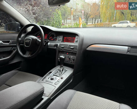 Сірий Ауді А6, об'ємом двигуна 2.4 л та пробігом 225 тис. км за 6499 $, фото 13 на Automoto.ua