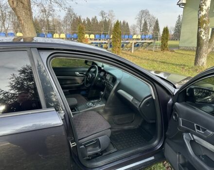 Серый Ауди А6, объемом двигателя 2.4 л и пробегом 300 тыс. км за 5999 $, фото 5 на Automoto.ua