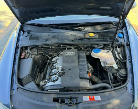 Ауді А6 2005 у Харкові на Automoto.ua Сірий Ауді А6, об'ємом двигуна 2 л та пробігом 248 тис. км за 8500 $, фото 15 на Automoto.ua