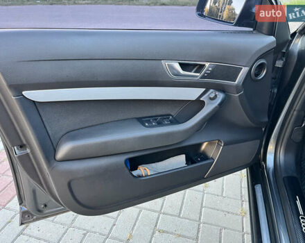 Серый Ауди А6, объемом двигателя 2.7 л и пробегом 305 тыс. км за 9350 $, фото 15 на Automoto.ua