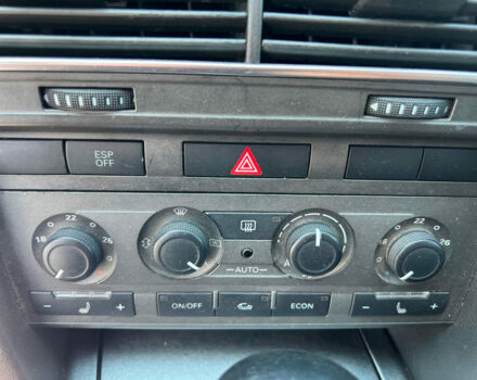 Серый Ауди А6, объемом двигателя 3 л и пробегом 254 тыс. км за 9490 $, фото 26 на Automoto.ua