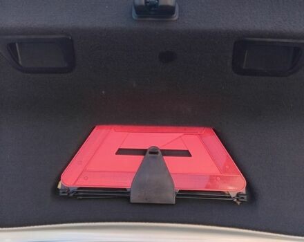 Серый Ауди А6, объемом двигателя 2 л и пробегом 442 тыс. км за 7400 $, фото 8 на Automoto.ua