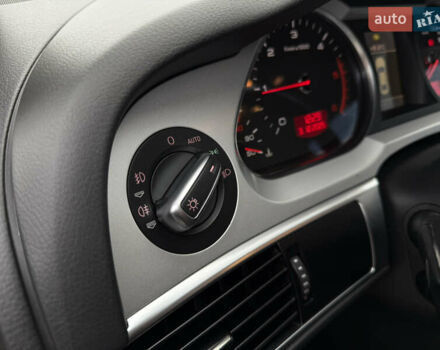 Сірий Ауді А6, об'ємом двигуна 1.97 л та пробігом 220 тис. км за 10900 $, фото 33 на Automoto.ua