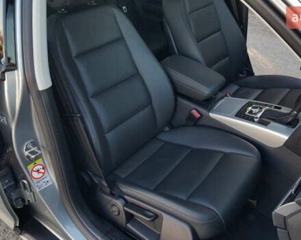 Сірий Ауді А6, об'ємом двигуна 3 л та пробігом 318 тис. км за 14746 $, фото 24 на Automoto.ua