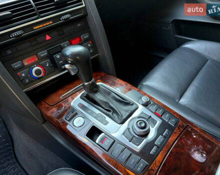 Серый Ауди А6, объемом двигателя 3 л и пробегом 274 тыс. км за 9999 $, фото 8 на Automoto.ua