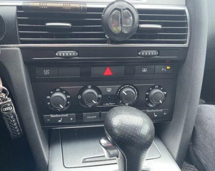 Сірий Ауді А6, об'ємом двигуна 3 л та пробігом 300 тис. км за 12500 $, фото 7 на Automoto.ua