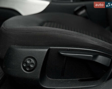 Серый Ауди А6, объемом двигателя 2.77 л и пробегом 250 тыс. км за 10000 $, фото 17 на Automoto.ua