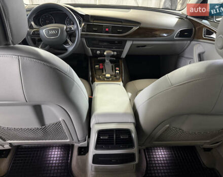 Сірий Ауді А6, об'ємом двигуна 1.98 л та пробігом 198 тис. км за 12000 $, фото 11 на Automoto.ua