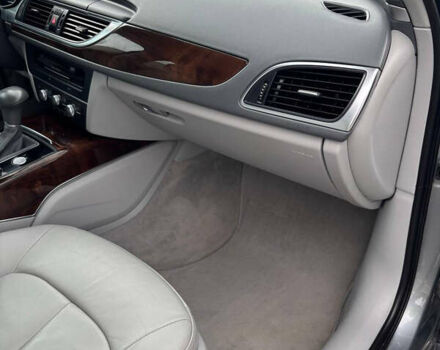 Сірий Ауді А6, об'ємом двигуна 1.98 л та пробігом 198 тис. км за 12000 $, фото 10 на Automoto.ua