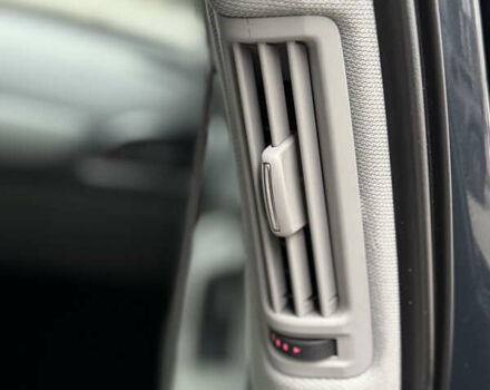 Серый Ауди А6, объемом двигателя 2.97 л и пробегом 307 тыс. км за 16499 $, фото 49 на Automoto.ua