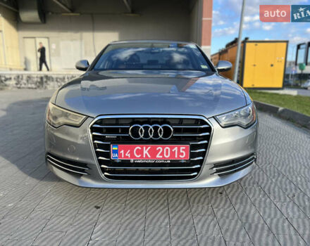 Серый Ауди А6, объемом двигателя 2 л и пробегом 211 тыс. км за 13100 $, фото 4 на Automoto.ua