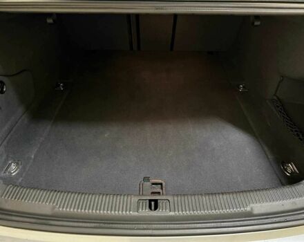 Серый Ауди А6, объемом двигателя 2 л и пробегом 170 тыс. км за 12500 $, фото 9 на Automoto.ua