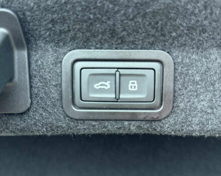 Серый Ауди А6, объемом двигателя 1.98 л и пробегом 17 тыс. км за 41000 $, фото 34 на Automoto.ua