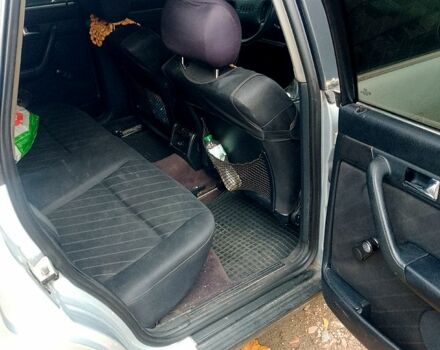 Серый Ауди А6, объемом двигателя 2.6 л и пробегом 417 тыс. км за 4990 $, фото 9 на Automoto.ua