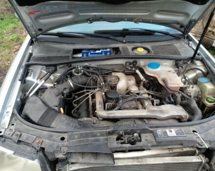 Серый Ауди А6, объемом двигателя 2.5 л и пробегом 290 тыс. км за 1300 $, фото 4 на Automoto.ua