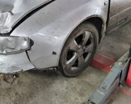 Серый Ауди А6, объемом двигателя 2.4 л и пробегом 360 тыс. км за 2500 $, фото 3 на Automoto.ua