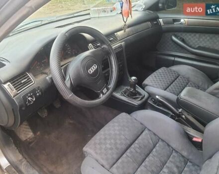 Серый Ауди А6, объемом двигателя 2.5 л и пробегом 350 тыс. км за 1950 $, фото 5 на Automoto.ua