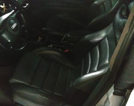 Серый Ауди А6, объемом двигателя 2.4 л и пробегом 360 тыс. км за 2500 $, фото 2 на Automoto.ua