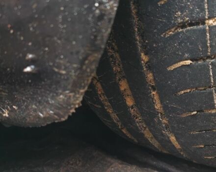 Сірий Ауді А6, об'ємом двигуна 2.5 л та пробігом 360 тис. км за 2134 $, фото 4 на Automoto.ua