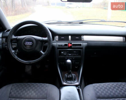 Серый Ауди А6, объемом двигателя 2.5 л и пробегом 300 тыс. км за 3500 $, фото 15 на Automoto.ua