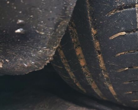 Сірий Ауді А6, об'ємом двигуна 2.5 л та пробігом 360 тис. км за 2134 $, фото 1 на Automoto.ua