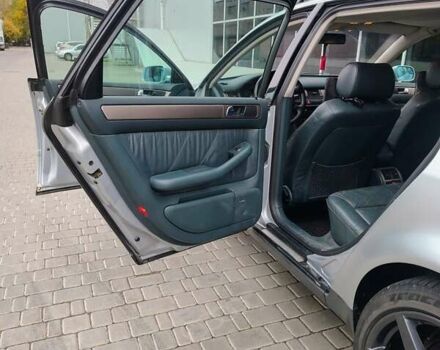 Сірий Ауді А6, об'ємом двигуна 2.5 л та пробігом 392 тис. км за 4500 $, фото 16 на Automoto.ua