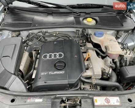 Сірий Ауді А6, об'ємом двигуна 1.8 л та пробігом 300 тис. км за 4700 $, фото 7 на Automoto.ua