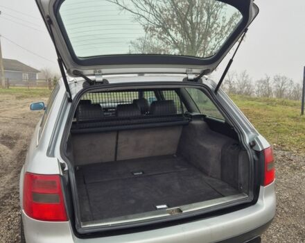 Серый Ауди А6, объемом двигателя 2.5 л и пробегом 356 тыс. км за 3100 $, фото 2 на Automoto.ua