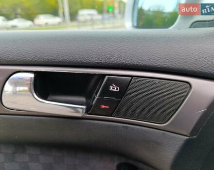 Серый Ауди А6, объемом двигателя 2.5 л и пробегом 380 тыс. км за 3999 $, фото 30 на Automoto.ua