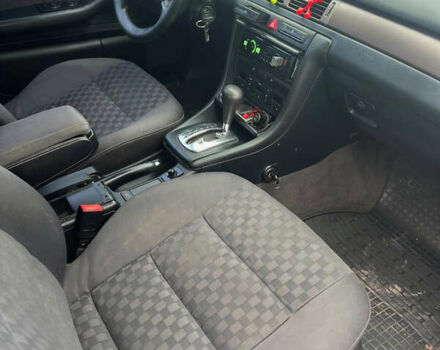 Серый Ауди А6, объемом двигателя 1.78 л и пробегом 380 тыс. км за 3899 $, фото 5 на Automoto.ua